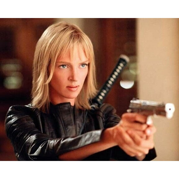 Uma Thurman as The Bride pointing gun Kill Bill 11x17 poster