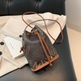 thumbnail image 3 of Bolso elegante para mujer, bolso tipo cubo con cordón de PU de gran capacidad para viajes al aire libre, 3 of 4