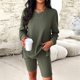 thumbnail image 4 of Blusa Mangas Largas Conjuntos de punto de 2 piezas para mujer, top con cuello redondo y pantalones cortos, conjunto Joggy Ygjytge ejercito verde T S para Mujer, 4 of 7