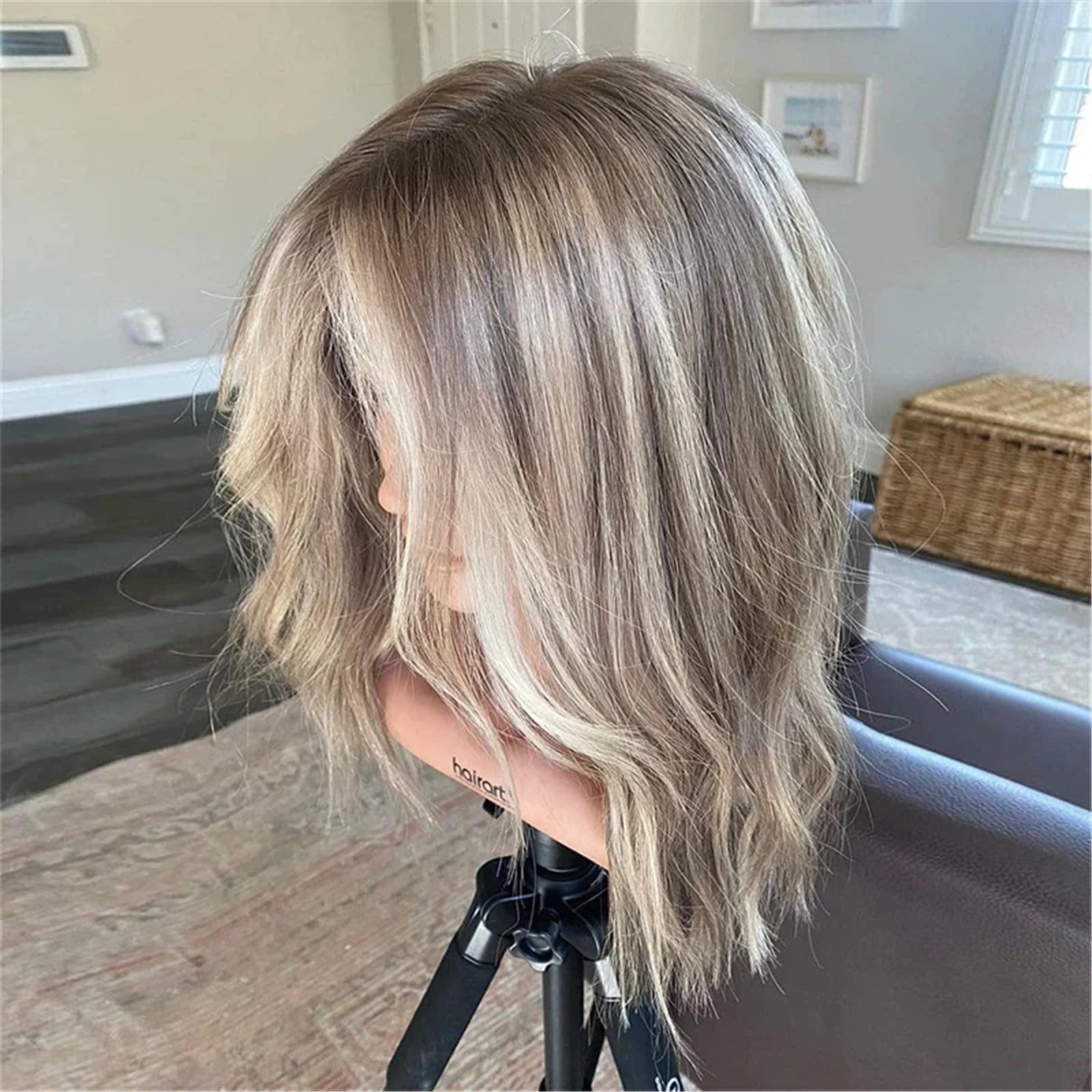 High Heat Fibre Ash Blonde Highlights HD Lace Wigs for Women 13x4 Glueless Short Bob Wavy Wig