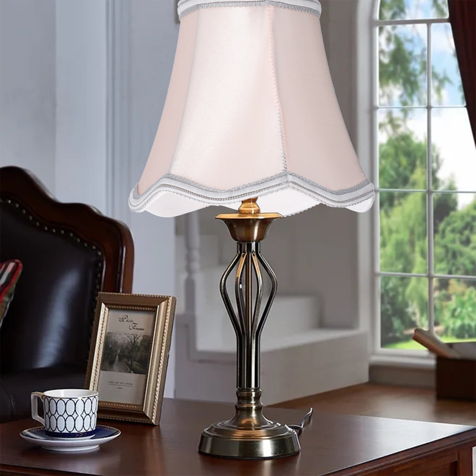 Suodoka 3-Piece Pink Fabric Clip-On Lamp Shades for E14 Candle Chandeliers, Modern Small Lampshades for Wall Lamps and Table Lights, 5.1x4.7x3.1 Inches / 13x12x8 cm