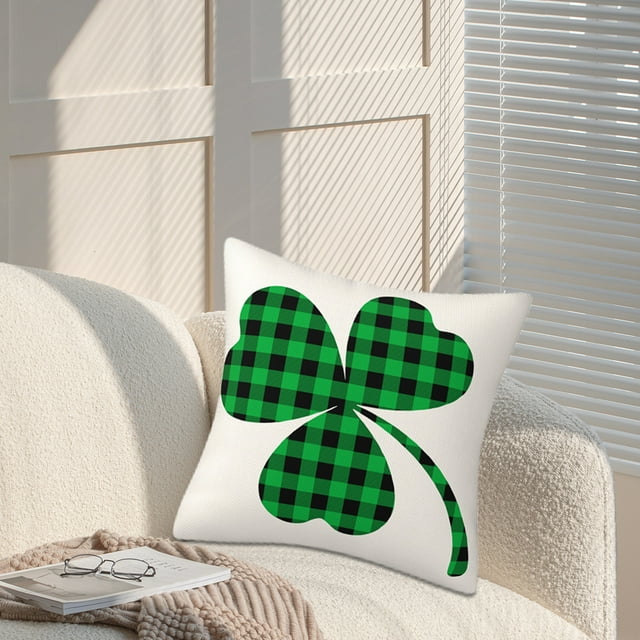 Wzzjkit St. Patrick's Day Pillow Covers Green Shamrocks Printed Machine Washable Holiday Gift Soft Cosy St Patricks Day Decorations Pillow Protector for Bedroom Sofa Living Room Pillow Cases