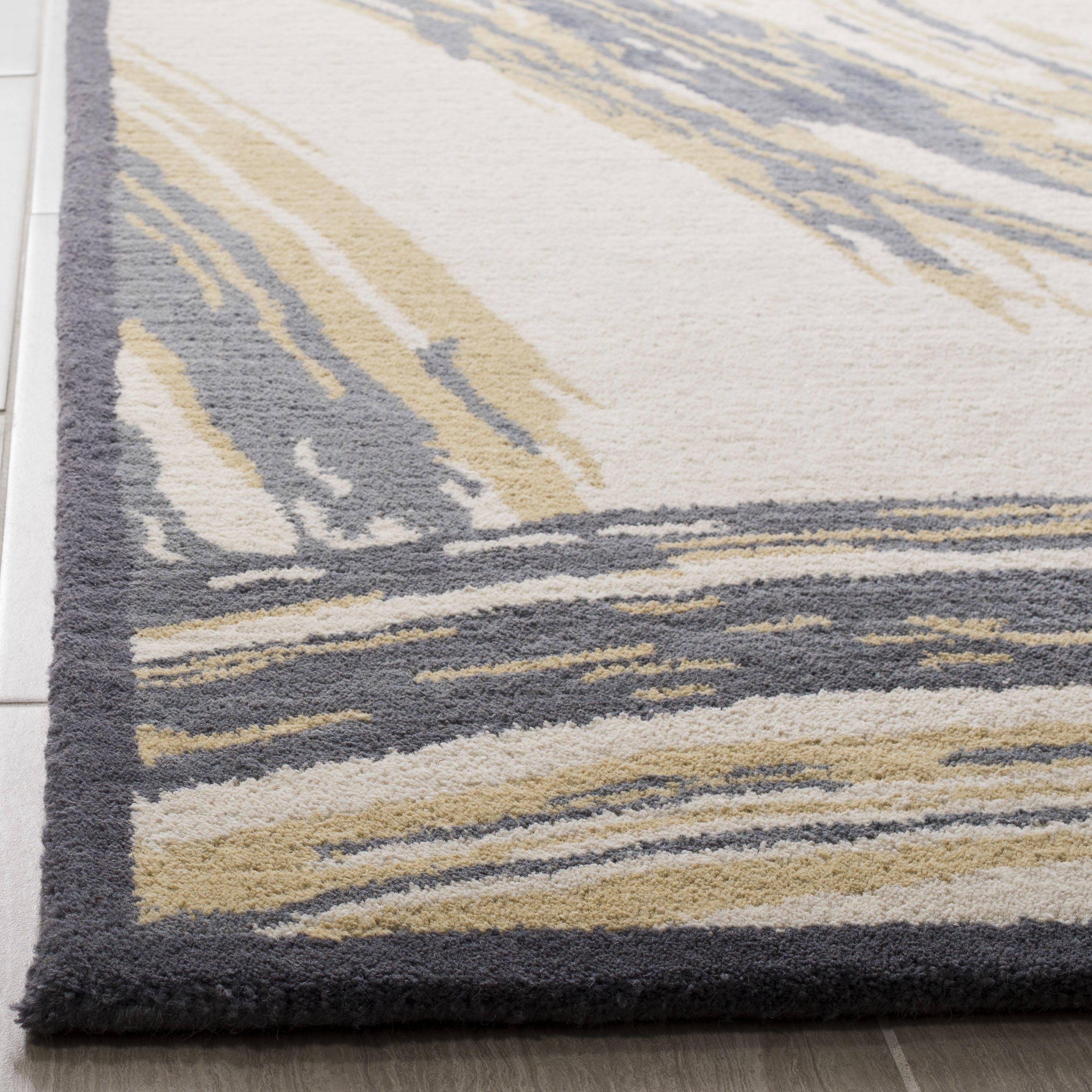 Safavieh Martha Stewart Trudi Abstract Runner Rug, Cement, 2'3" x 10'