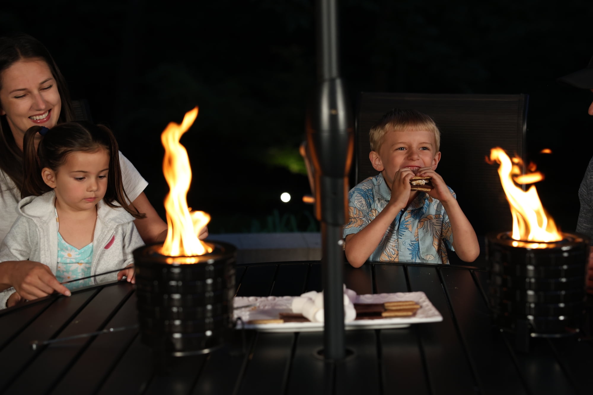 Saffire Smokeless Indoor/Outdoor Tabletop Fire Pit | All-New Kiln-Fired High-Temp Ceramic Fire Pit