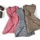 thumbnail image 2 of Camiseta interior ligera de otoño e invierno, cuello redondo de longitud media y botón oculto, versión coreana, adelgazante de moda delgada, 2 of 6