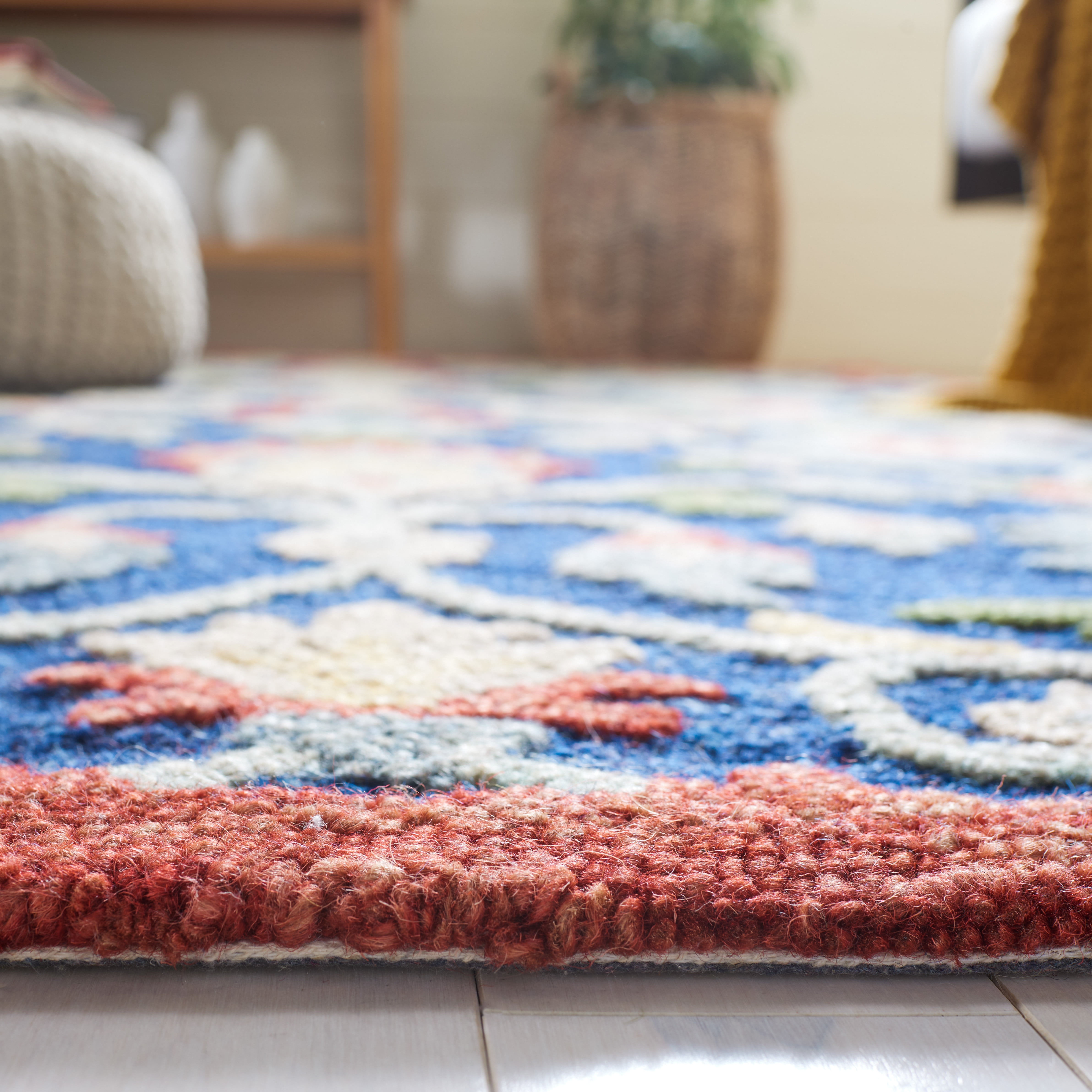 SAFAVIEH Blossom Anson Floral Area Rug, Blue/Rust, 8' x 10'
