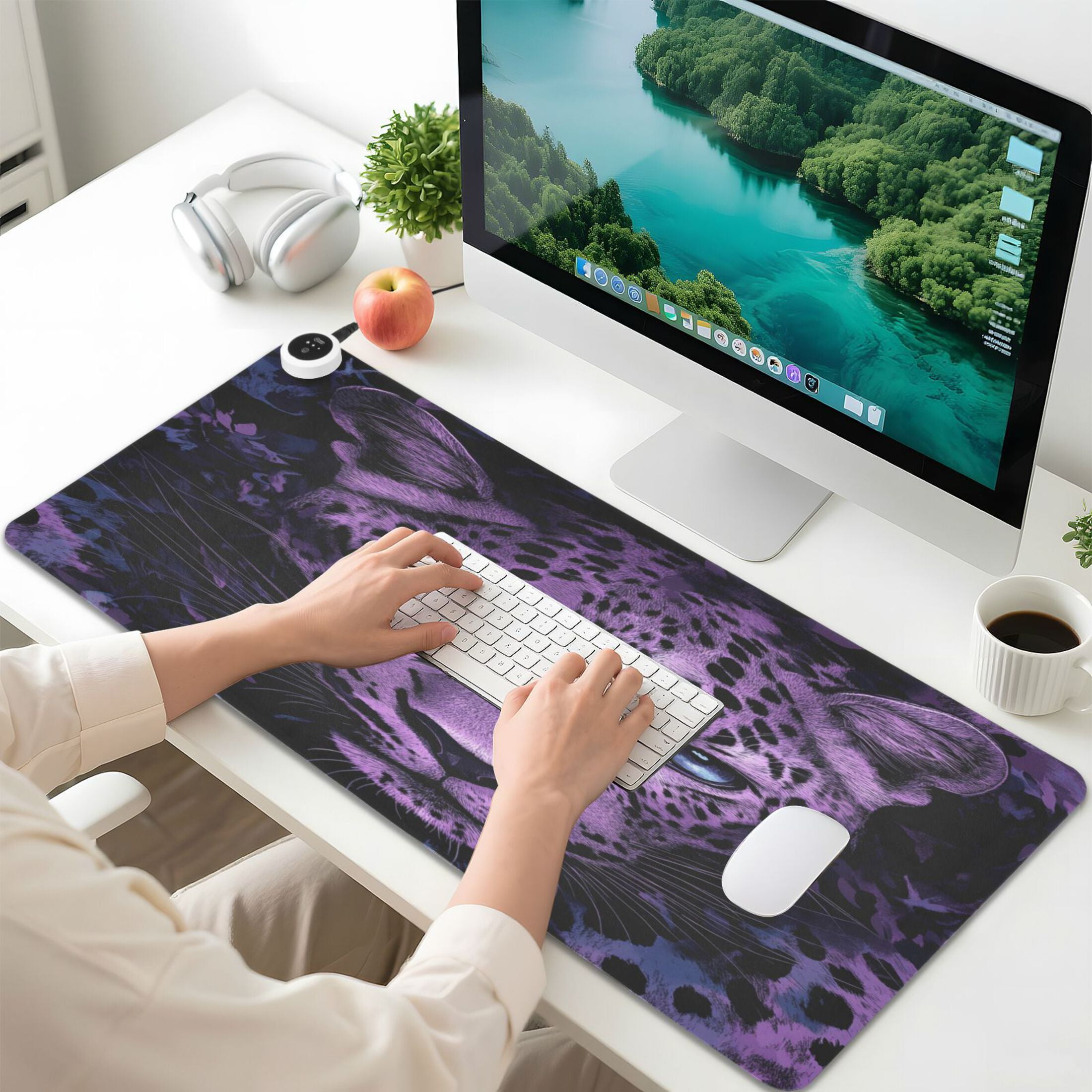 Wobogo Purple Leopard Heated Mouse Pad Extra-Large Desk Mat With 3 Heating Levels and 3-hour Auto Shut-Off Protection Ideal for Computer Keyboards Home Office Hand-warming Essential 31.5in × 13in