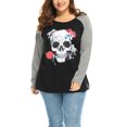 thumbnail image 4 of Mujer TalextCráneo Floral con contraste de color Raglan T-CamiNegro 1X, 4 of 5