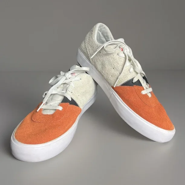 Ni - ke Ni - ke Air Jordan Sneakers Series 02 Dear Deloris DJ0417-101 Mens 13 White Orange