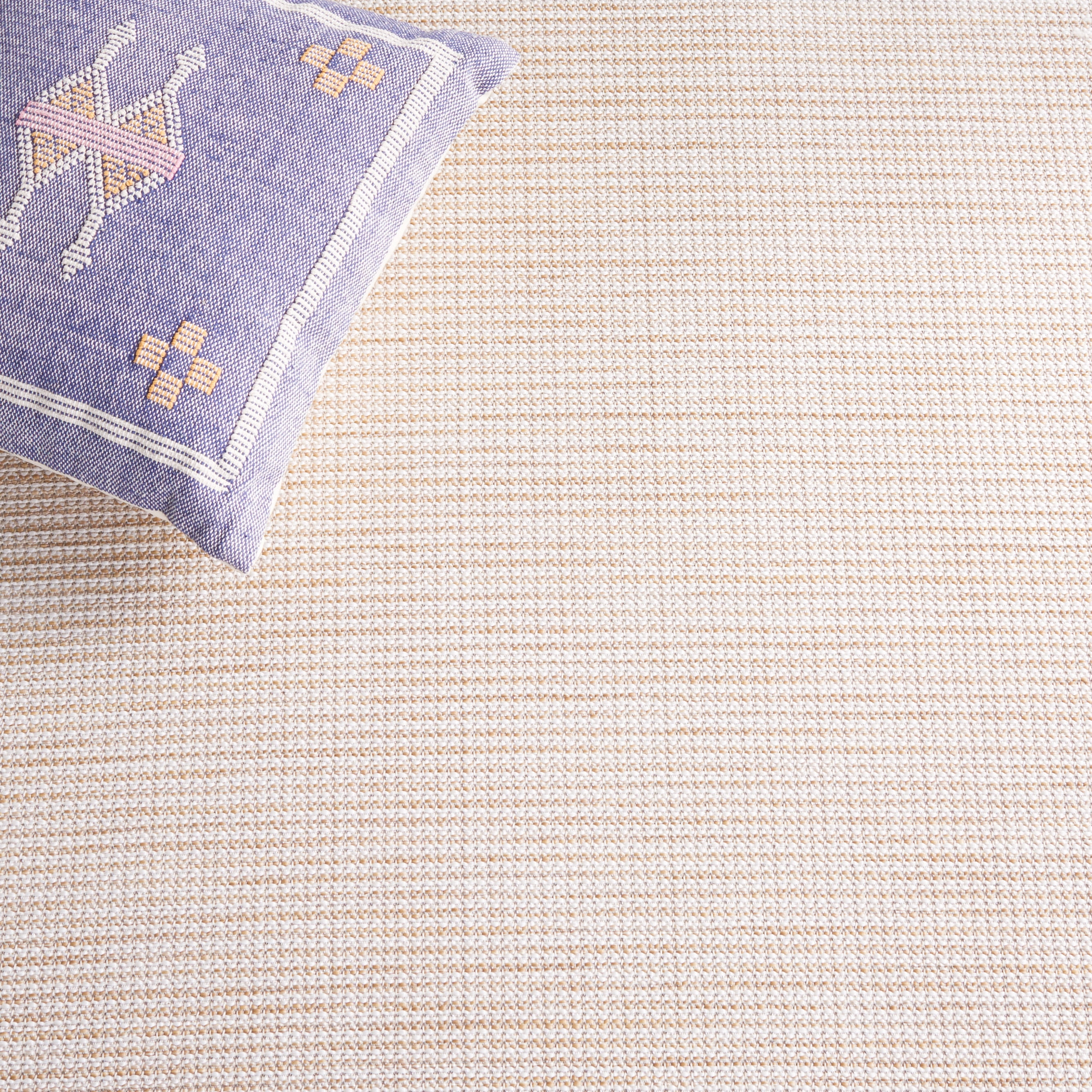 SAFAVIEH Martha Stewart Hampton Solid Indoor/Outdoor Area Rug, Beige, 6'5" x 6'5" Square