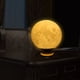 thumbnail image 4 of Lámpara de luna Lámpara de impresión 3D Escultura moderna Decoración del hogar Tooarts Lámpara de mesa, 4 of 6