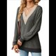 thumbnail image 1 of Blusas de Otoño para Mujer, con Escote en V, Encaje, Larga, Holgadas, con Ribete de Bloques de Color, Moda 2025 Gris Oscuro S, 1 of 10