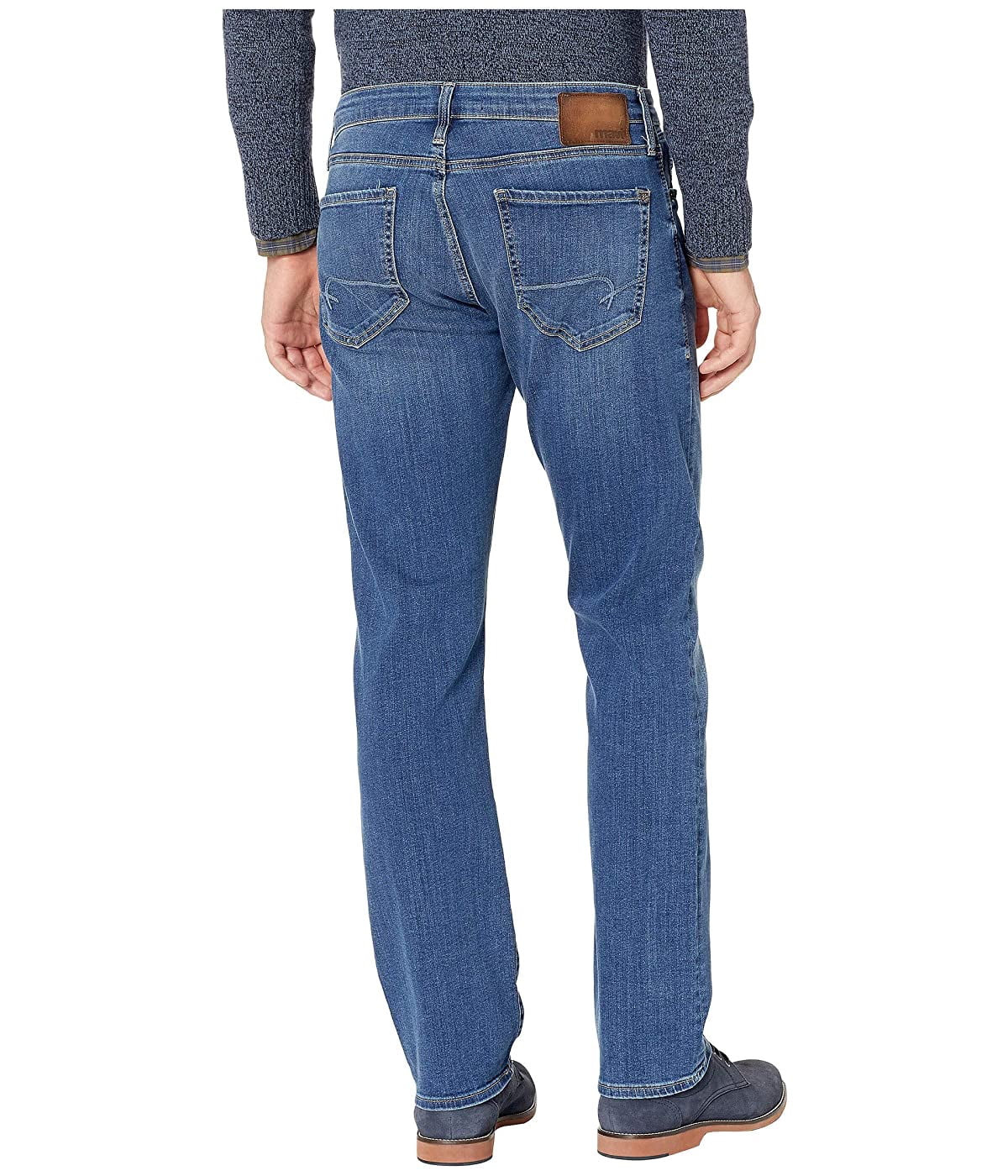 Mavi Jeans Zach Straight Leg in Mid 