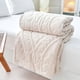 thumbnail image 4 of Manta suave y cálida | Manta de franela lavable y acogedora para regalo, suave, ideal para la siesta, para cama, decoración familiar, uso diario, manta de, 4 of 9