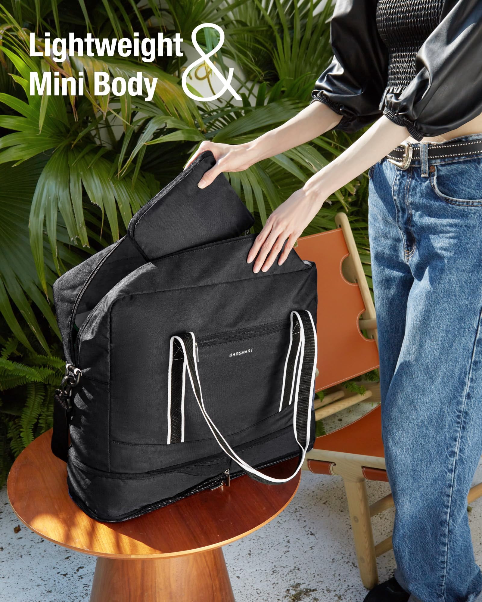 BAGSMART  Personal Item Bag 18x14x8, Foldable Travel Duffel Bag Tote Weekend Spirit Airlines 18x14x8 Foldable Duffel Bag, Waterproof  main image 4