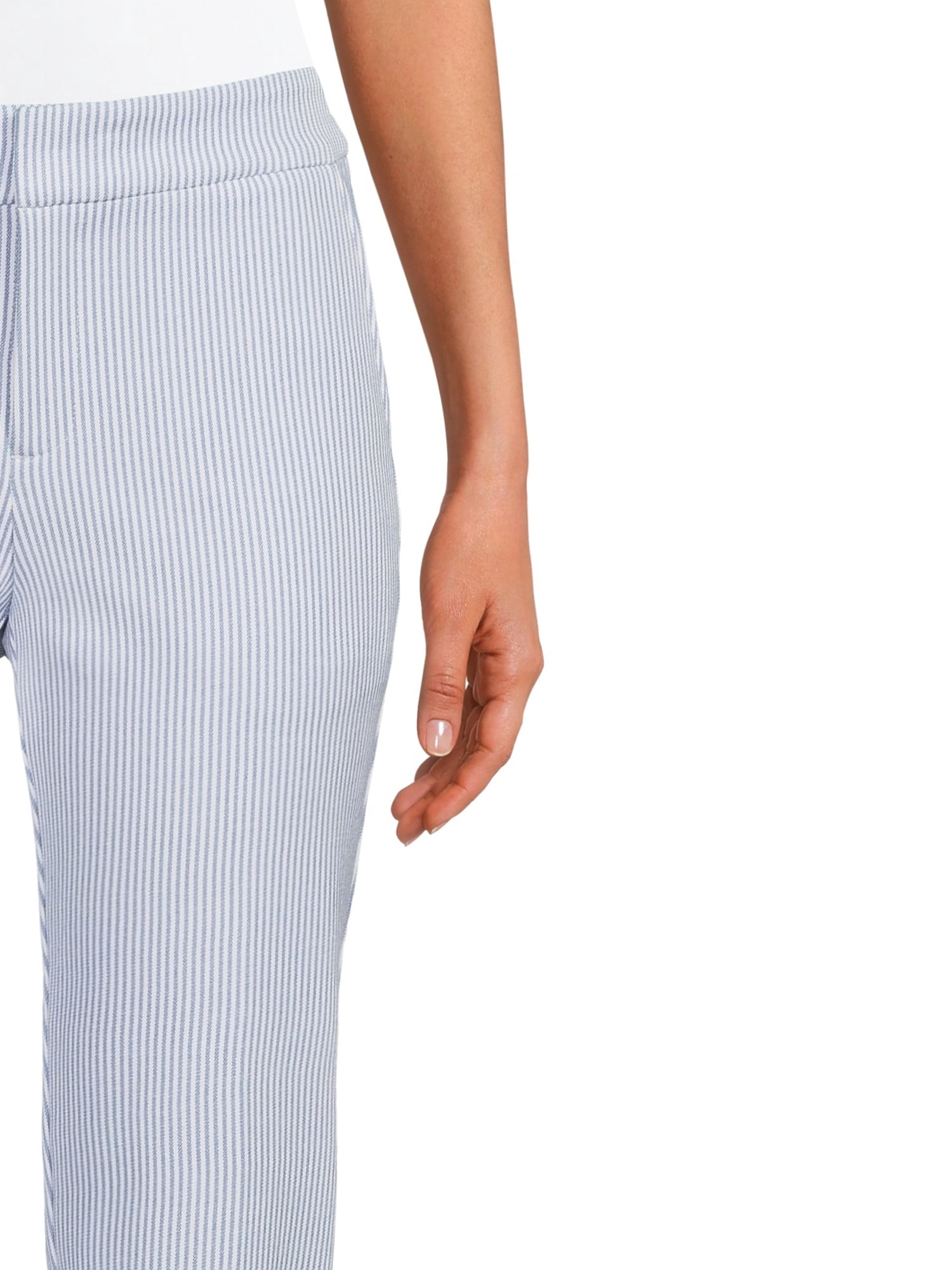 Time and Tru Women's Mid Rise Woven Capri Pants