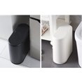 thumbnail image 2 of Naiovety Bote de basura eficiente y ecológico, solución multiusos para el cesto de basura asequible para el hogar Suministros de limpieza para el hogar blanco, 2 of 6