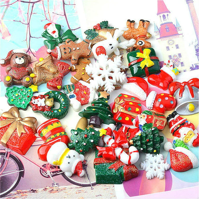 Christmas Miniature Ornaments, 100 Pieces Random Christmas Decoration  Figures Accessories Resin Miniature Small Figure for Mini Christmas  Decoration DIY Giveaways Gifts 