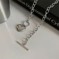 thumbnail image 4 of Collar de cadena para mujer. Collar de cadena cubana gruesa chapada con corazón y luna. Joyas suaves para la piel de la mujer., 4 of 7