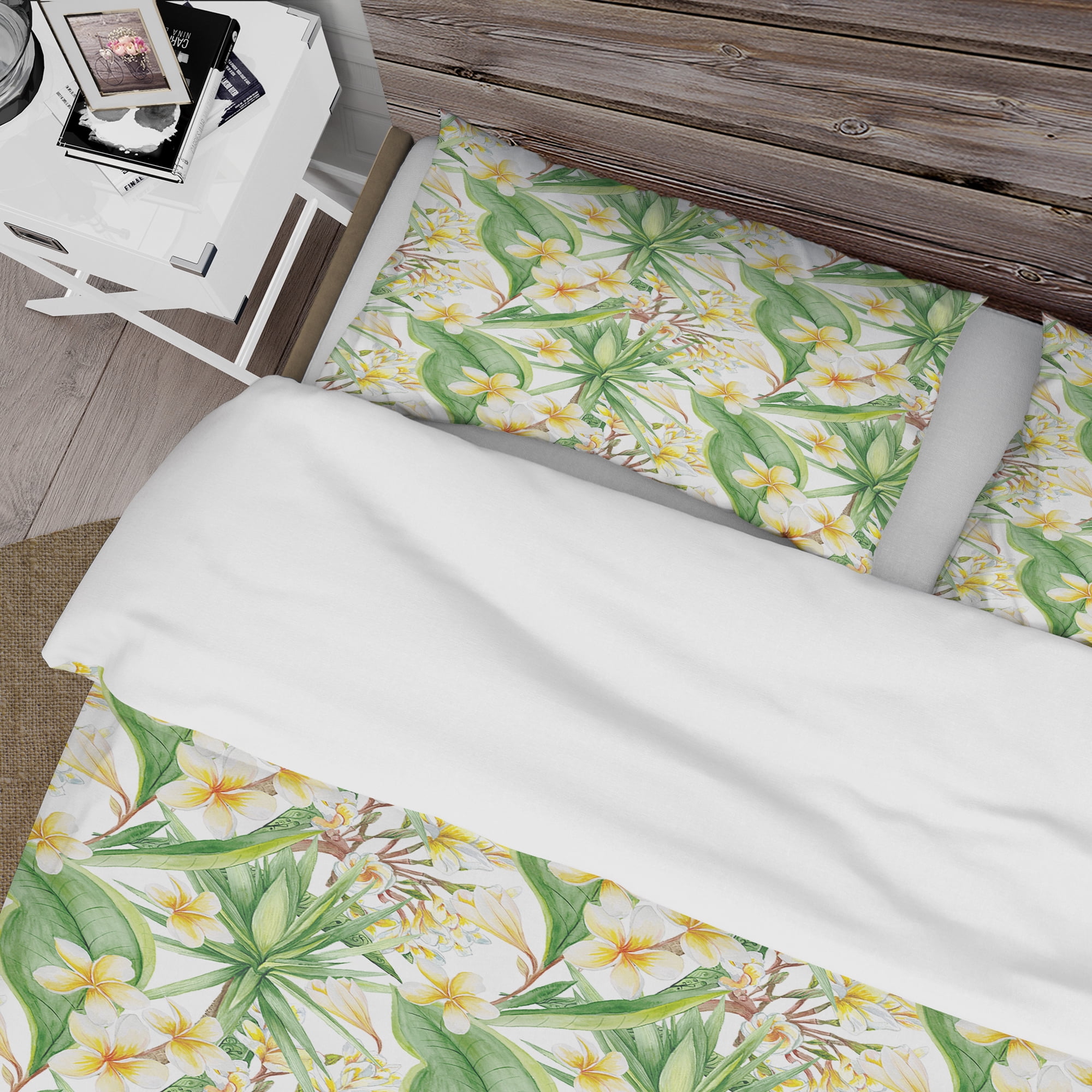 Designart 'White Tropical Flowers in Botanic Setting' Floral Duvet Cover Set