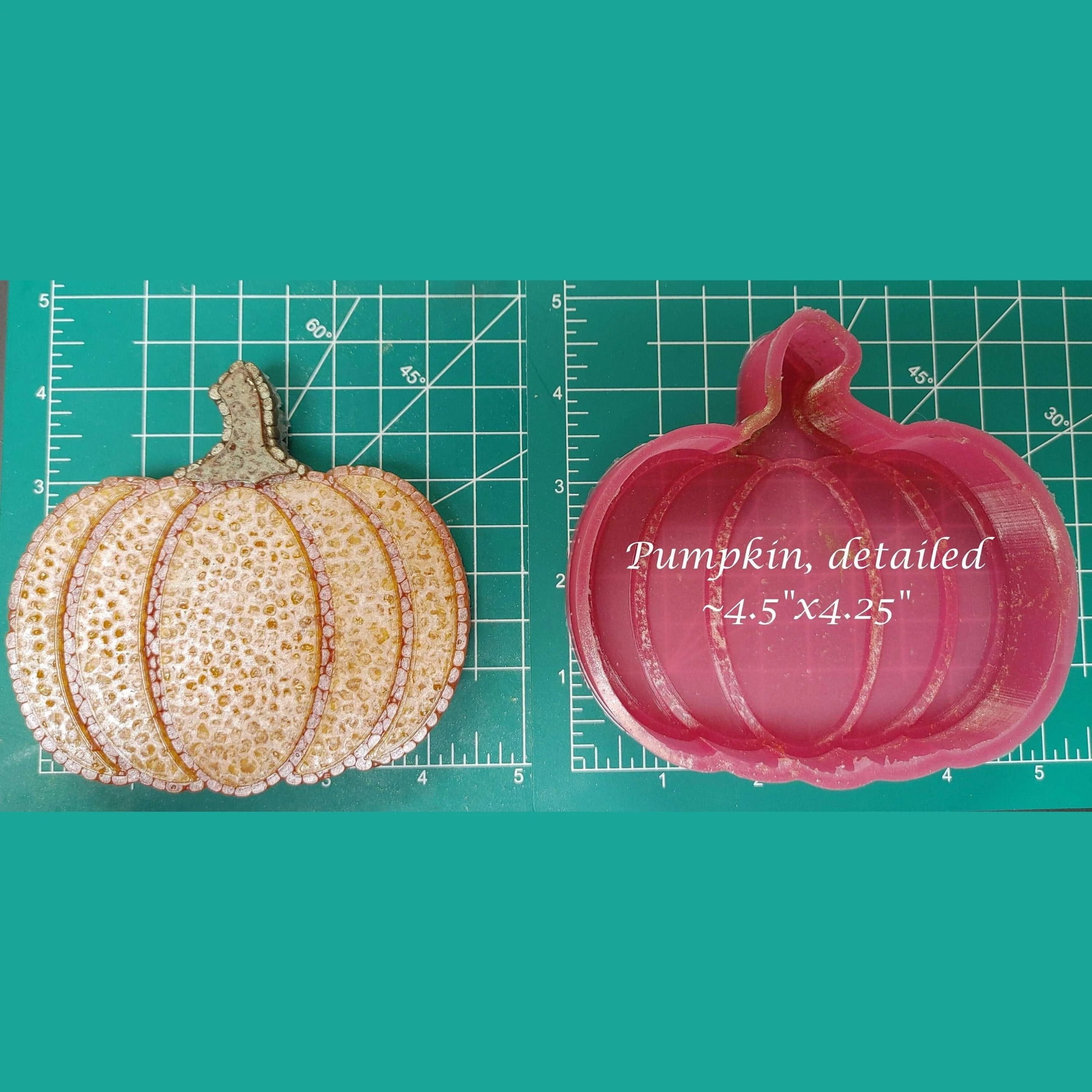 Detailed Pumpkin - Silicone Freshie Mold