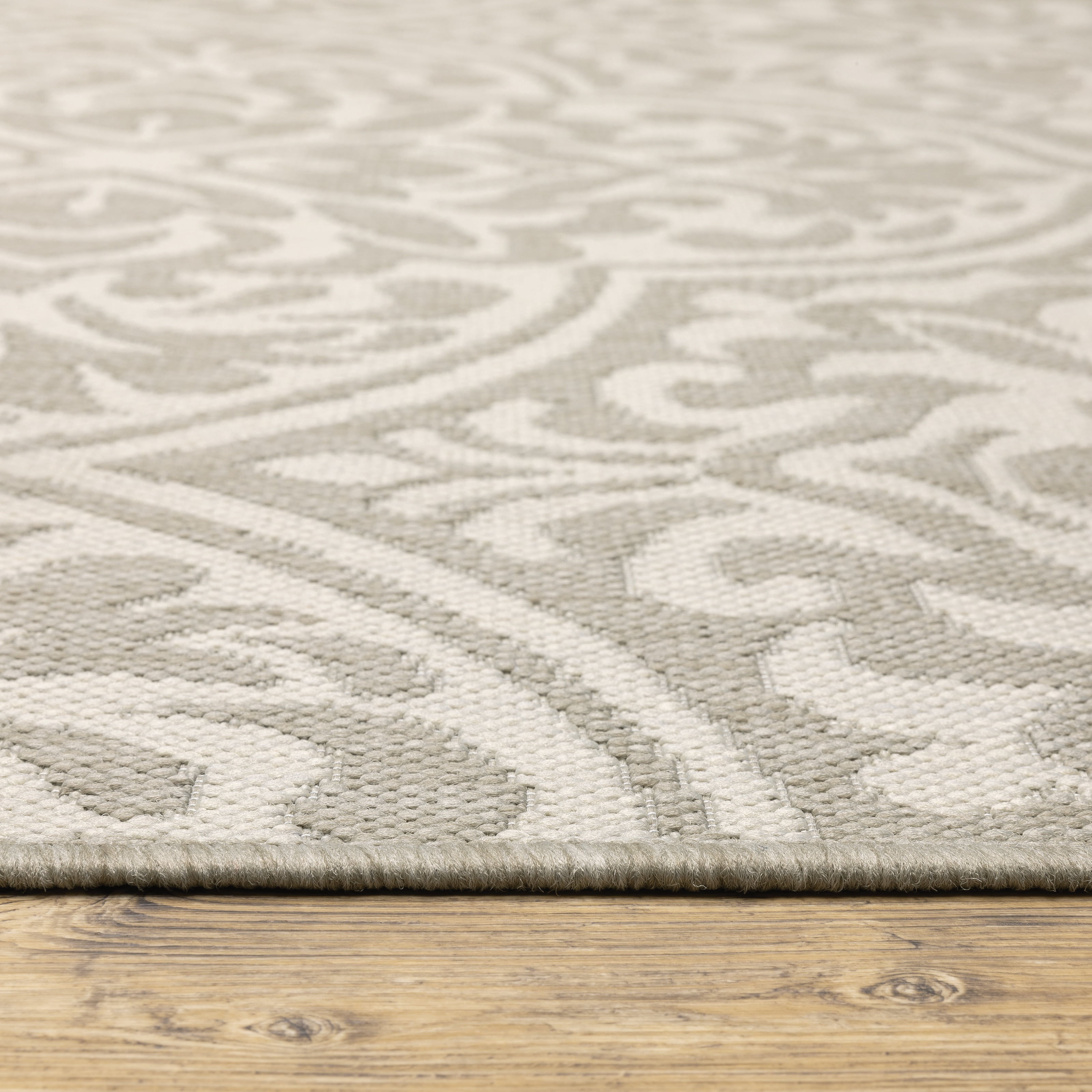 Avalon Home 6' x 9' Gray and Taupe Floral Outdoor Rug