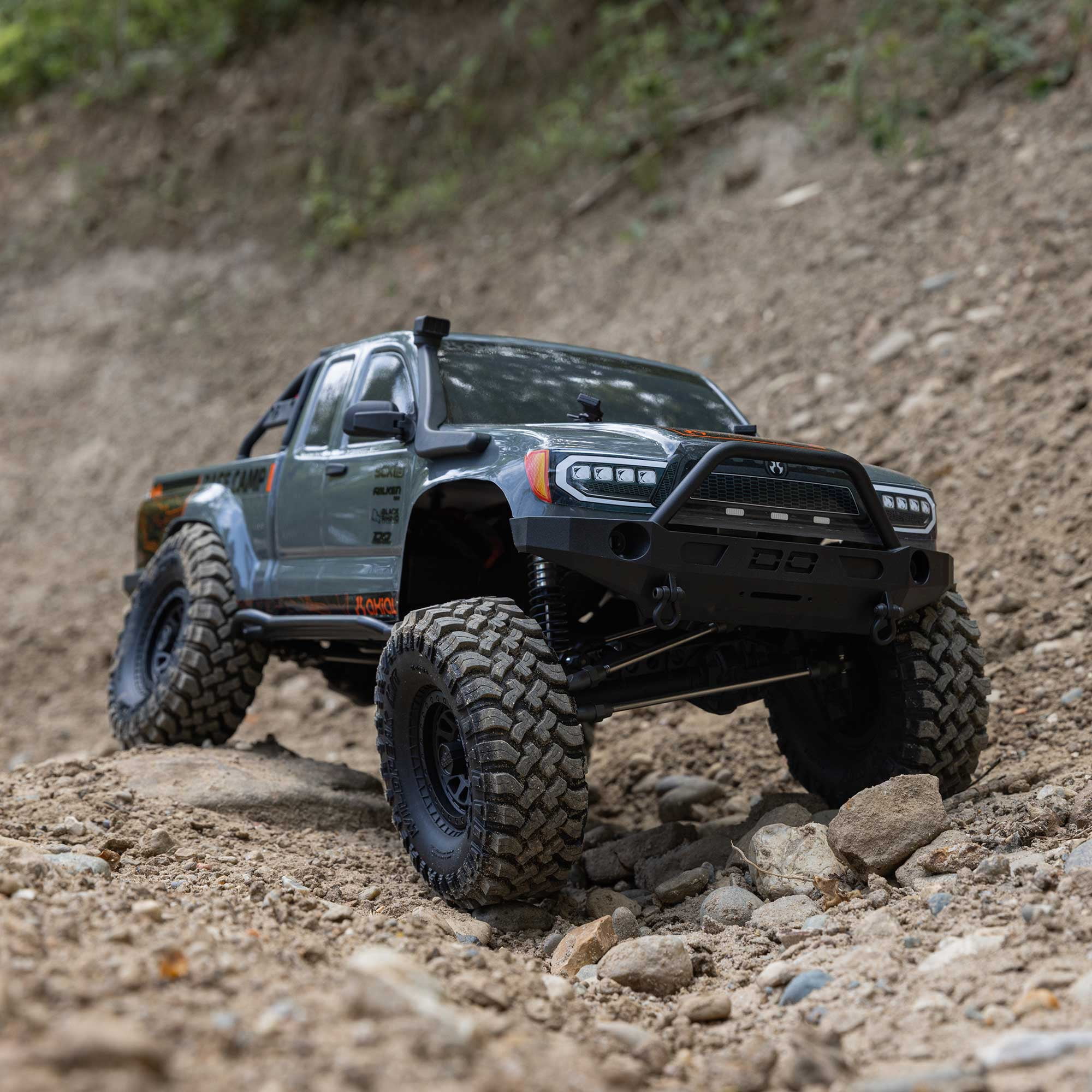 Axial 1/10 SCX10 III Base Camp 4X4 RTR Brushed Rock Crawler Gray AXI-1375T2