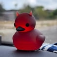 thumbnail image 4 of Patito Diablo Pequeño XINYU Decoración de Escritorio de Resina Diseño Gótico, 4 of 5