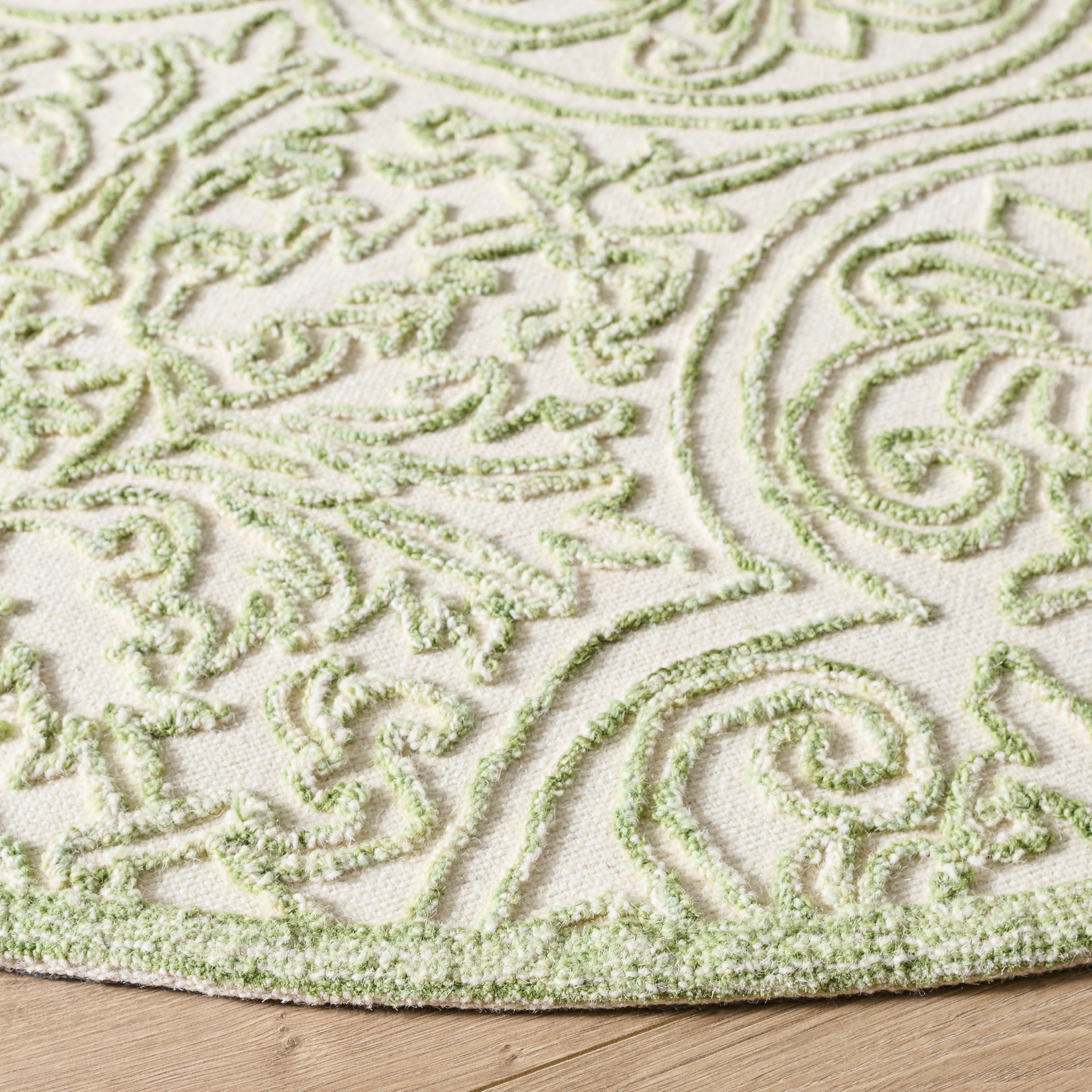 Safavieh Martha Stewart Trace Justina Floral Area Rug, Ivory/Green, 6' x 6' Round