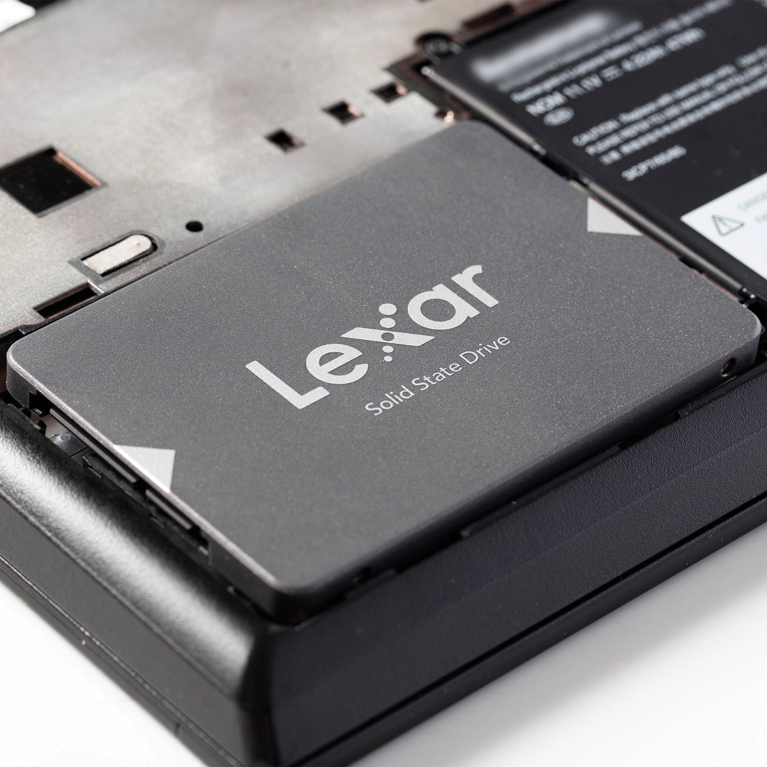 Lexar LNS100-1TRBNA NS100 2.5-In. SATA III (6 GB/s) Solid-State