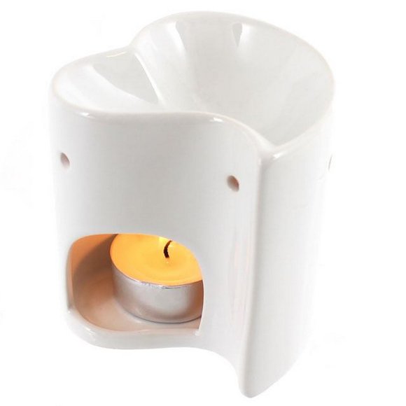 Something Different White Heart Ceramic Oil Burner