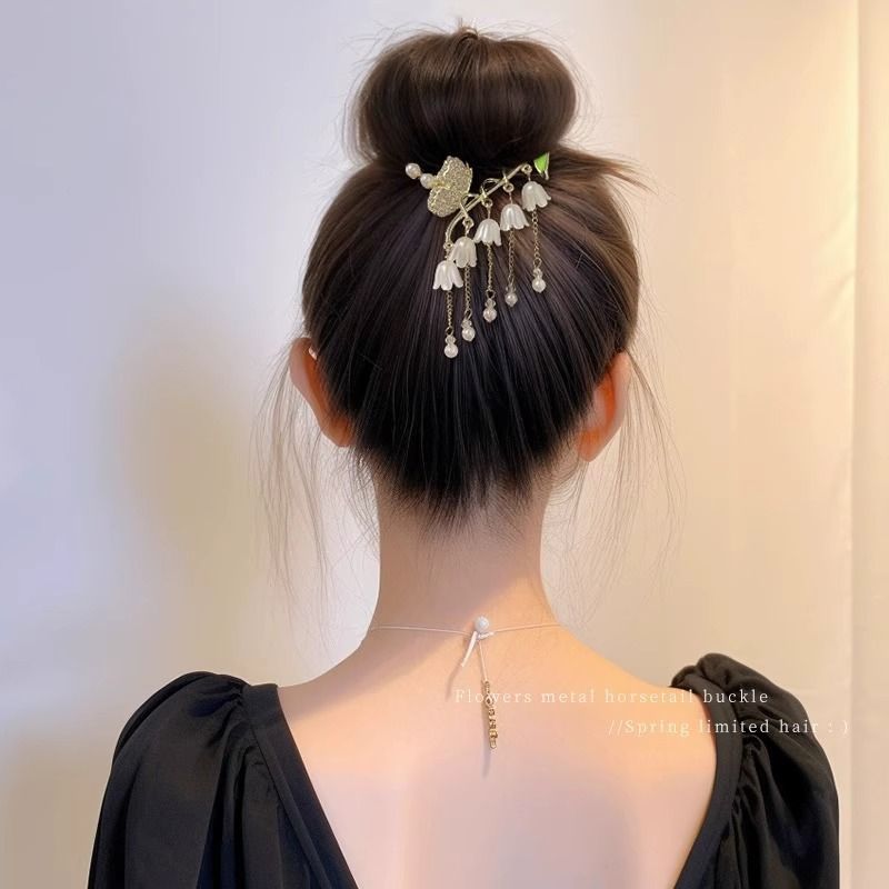 EKE Women’s Hair Clip Vintage Retro Back-Wear Elegant Hair Accessory with Fashion Texture