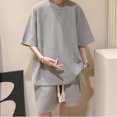 thumbnail image 4 of Conjunto de 2 piezas de verano para hombre, camisas y pantalones cortos de manga corta de punto gofre, chándal informal elegante para uso diario en la calle al aire libre, gris claro L, 4 of 8