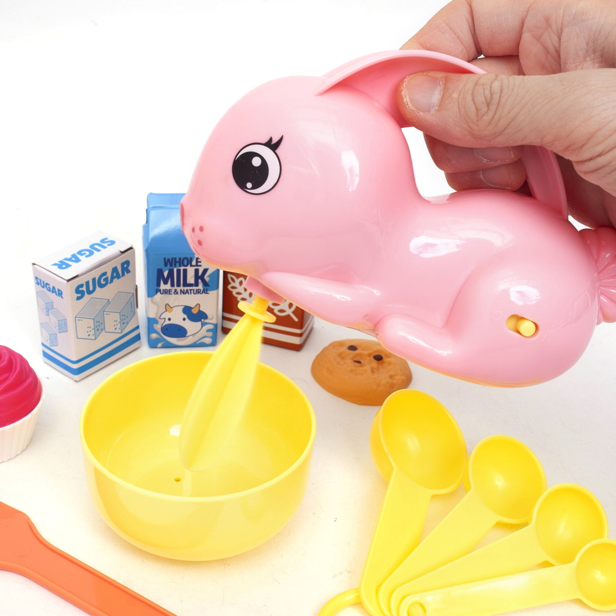 Zoo Troop: Bunny Mixer -14pc Animal Themed Kitchen Playset, Battery Operated Toy Appliance, Food & Cooking Accessories, Pretend Play, Kids Ages 2+