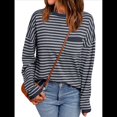 thumbnail image 1 of Suéter de Punto Suave A Rayas para Mujer, Camisa Holgada con Bolsillo en el Pecho. Azul Profundo L, 1 of 5