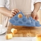 thumbnail image 5 of Molde de Silicona para Pasteles, Redondo, de 15 Cavidades | Bandeja Antiadherente para Muffins | Resistente Al Calor Hasta 230 °C | Molde Flexible de Grado Alimenticio para Cupcakes, Chocolates, Post, 5 of 6