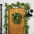 thumbnail image 2 of Northlight Mixed Foliage and Daisy Spring Wreath - 20", 2 of 8