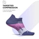 thumbnail image 3 of Calcetines acolchados ultraligeros Feetures Elite, tamaño mediano, 3 of 7