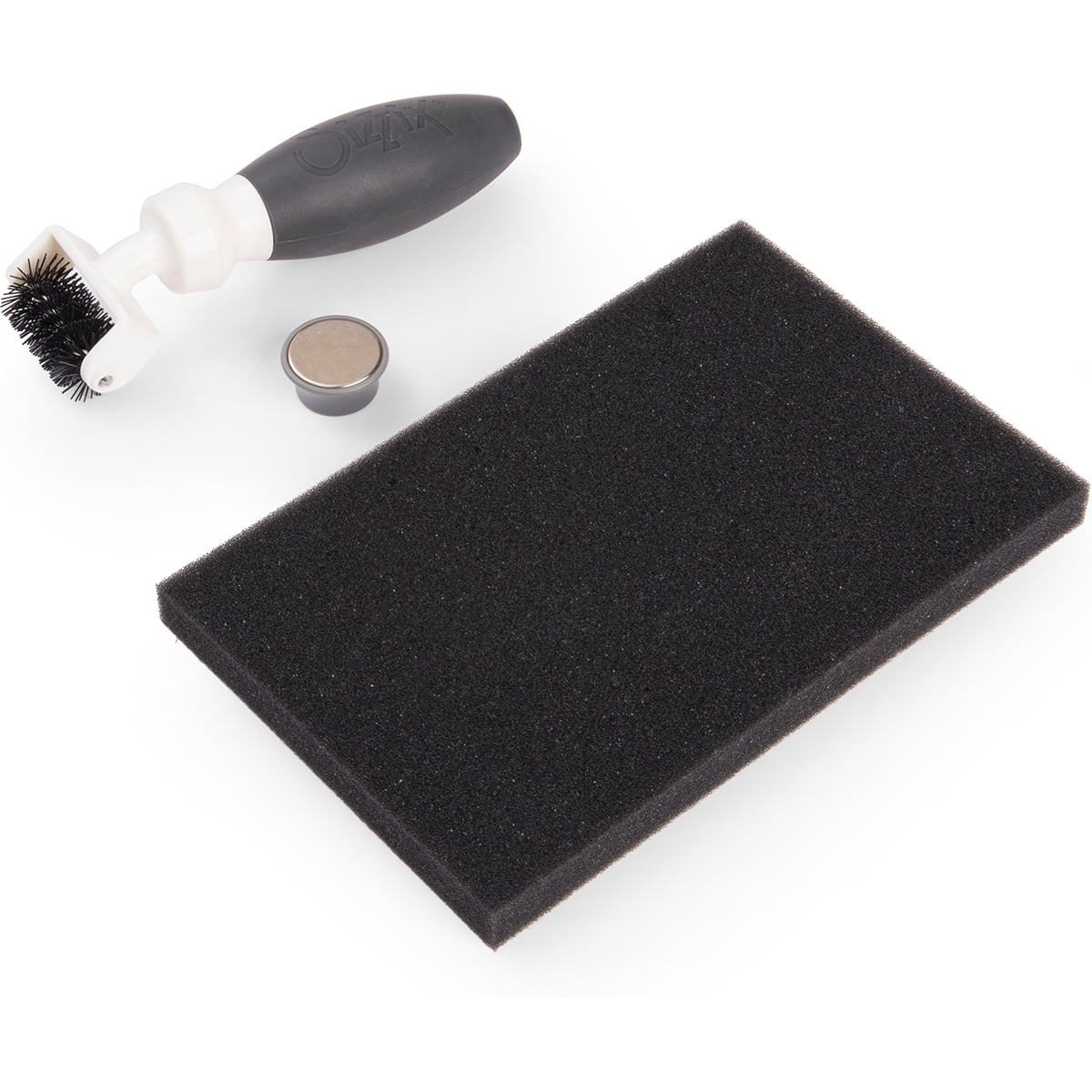 Sizzix Die Brush With Magnetic Pickup Tool