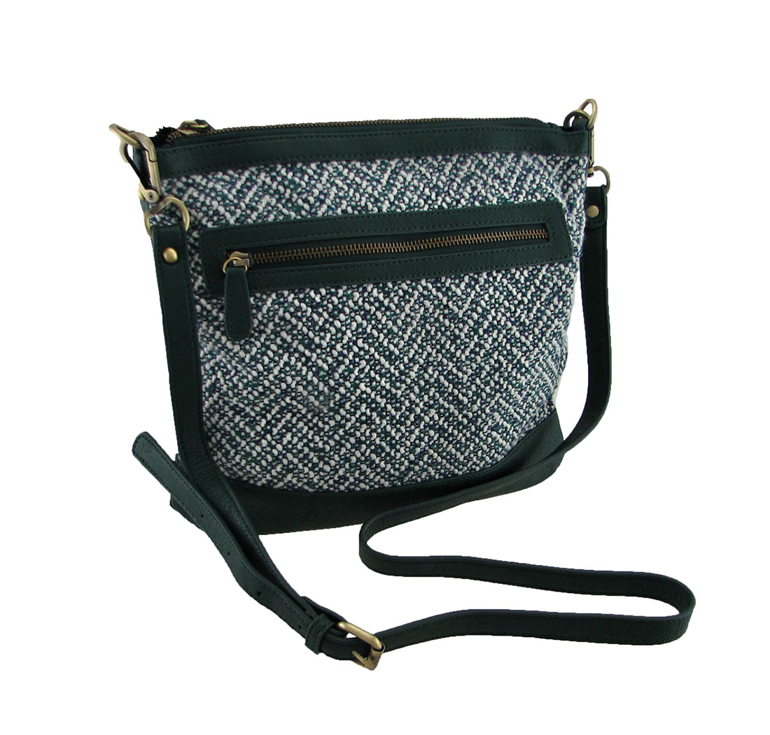 crossbody bag with removable strap