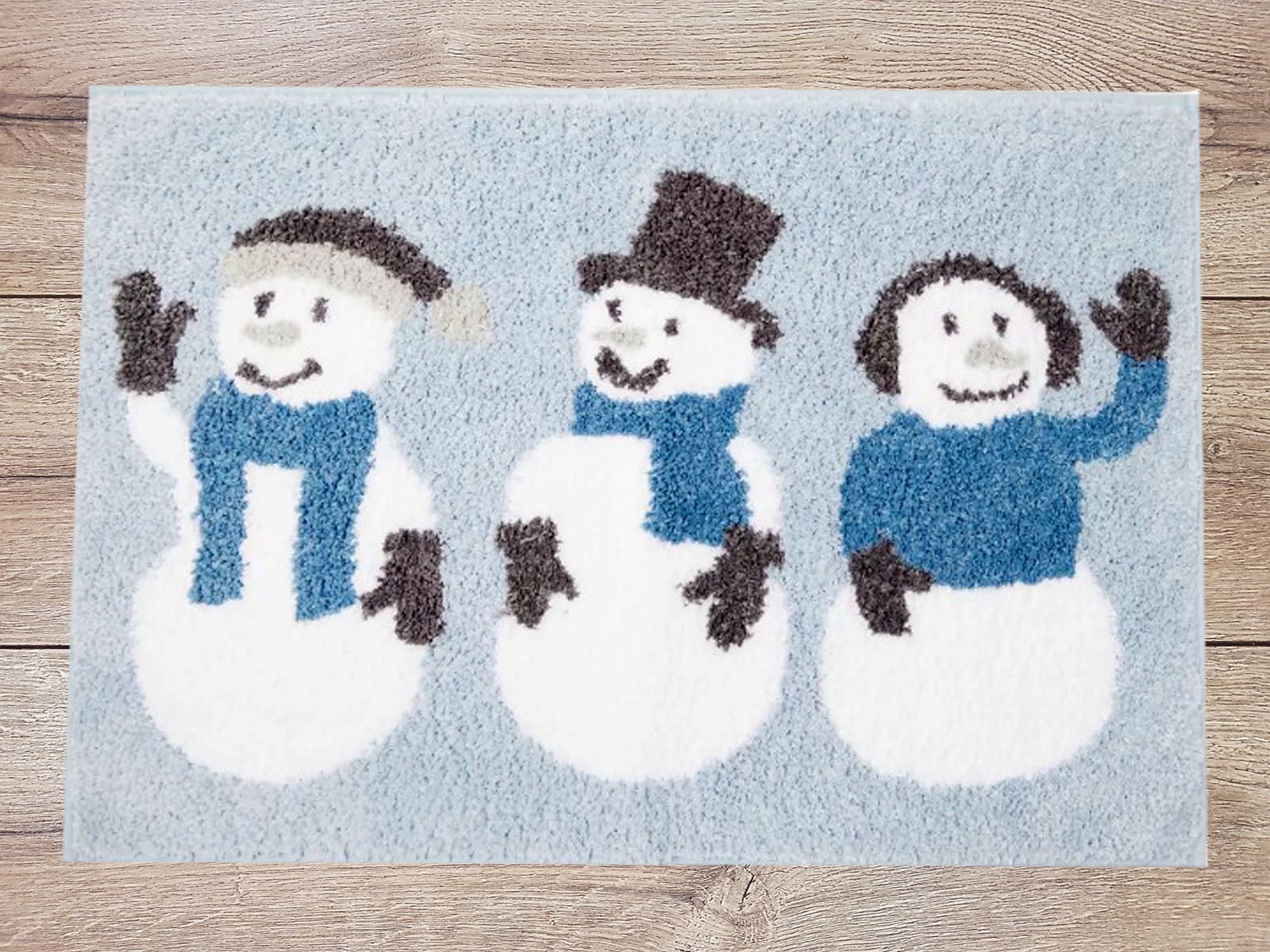 Winter Wonder Lane Bathroom Rug, Plush Blue and White Snowman, 20 x 30 inches