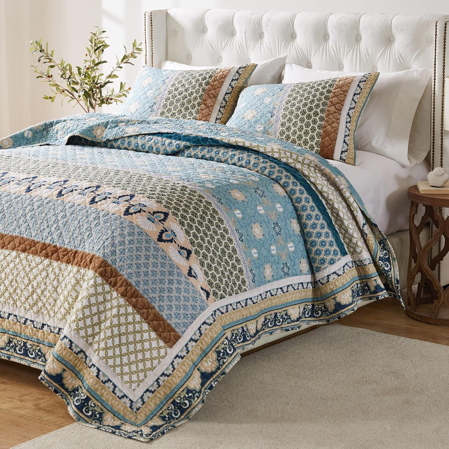 Greenland Home Fashions Thalia Reversible Cotton Quilt Set, Velvet Embellished, 3-Piece Full/Queen, Blue