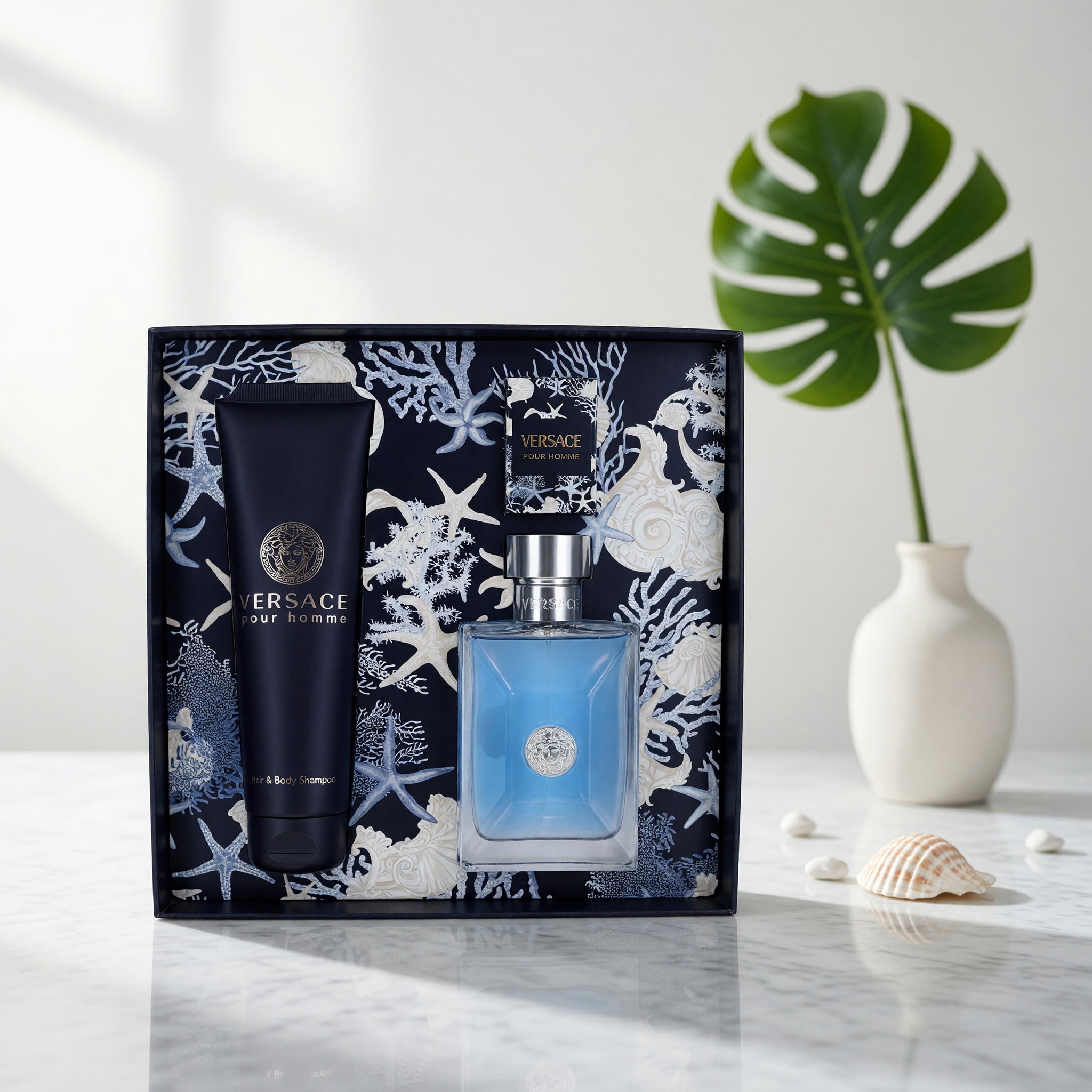 Versace, 3 Pc Gift Set, 3.4oz EDT Spray, 5oz Bath and Shower Gel