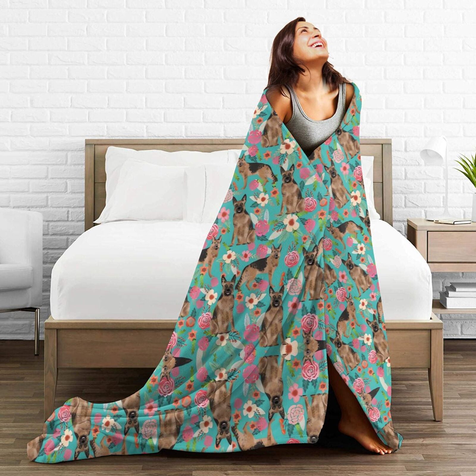 Wijzvio German Shepherd Dogs Lovers Flower Floral Throw Blanket Soft Fuzzy Fleece Blanket For Couch Bed Living Room Decoration 50"X40"