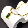 thumbnail image 3 of Diseño de nicho sentido cadena de cuchillas sentido avanzado sentido de lujo ligero Esmeralda verde zircon colgante collar de acero de titanio mujer, 3 of 3