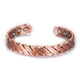 thumbnail image 4 of Xihbxyly Pulsera Magnética, Diseño de Titanio, Oro y Carbono, Terapia Magnética Que Mejora La Salud, Ajuste Elástico Elegante, Accesorio de Bienestar y Fitness, Unisex, Construcción de Metal Resisten, 4 of 4