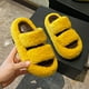 thumbnail image 5 of Pantuflas de mujer con suela gruesa y alza, color amarillo, doble tira con letras, estilo moderno para otoño e invierno, cómodas, talla 37 Rkxzt, 5 of 9