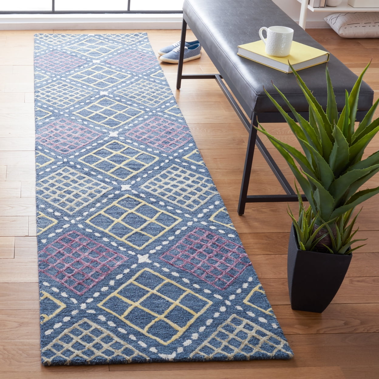 SAFAVIEH Metro Kaylee Geometric Area Rug, Blue/Yellow, 8' x 10'