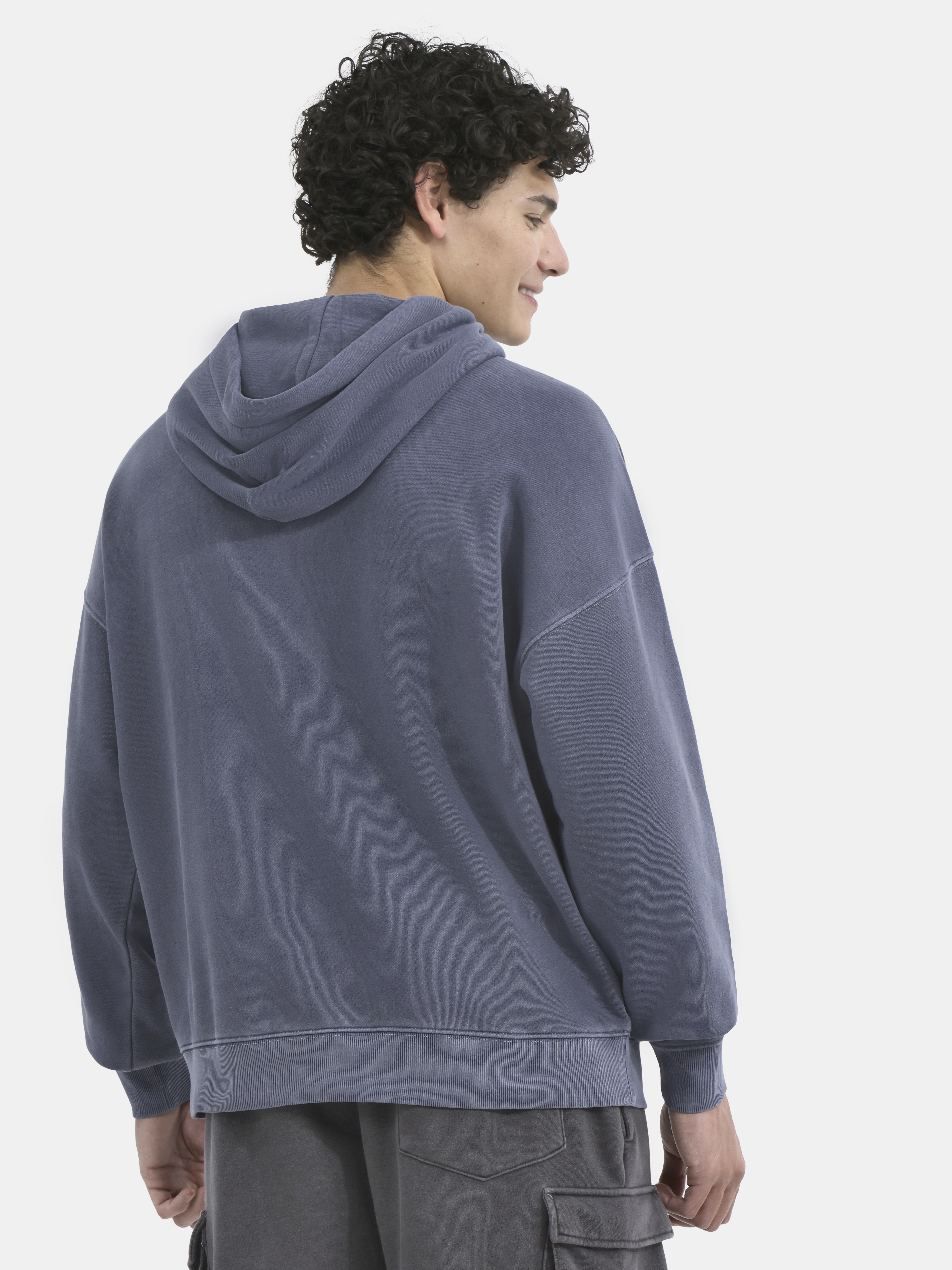 No Boundaries All Gender Oversized Graphic Hoodie with Long Sleeves, Men's and Big Men’s
