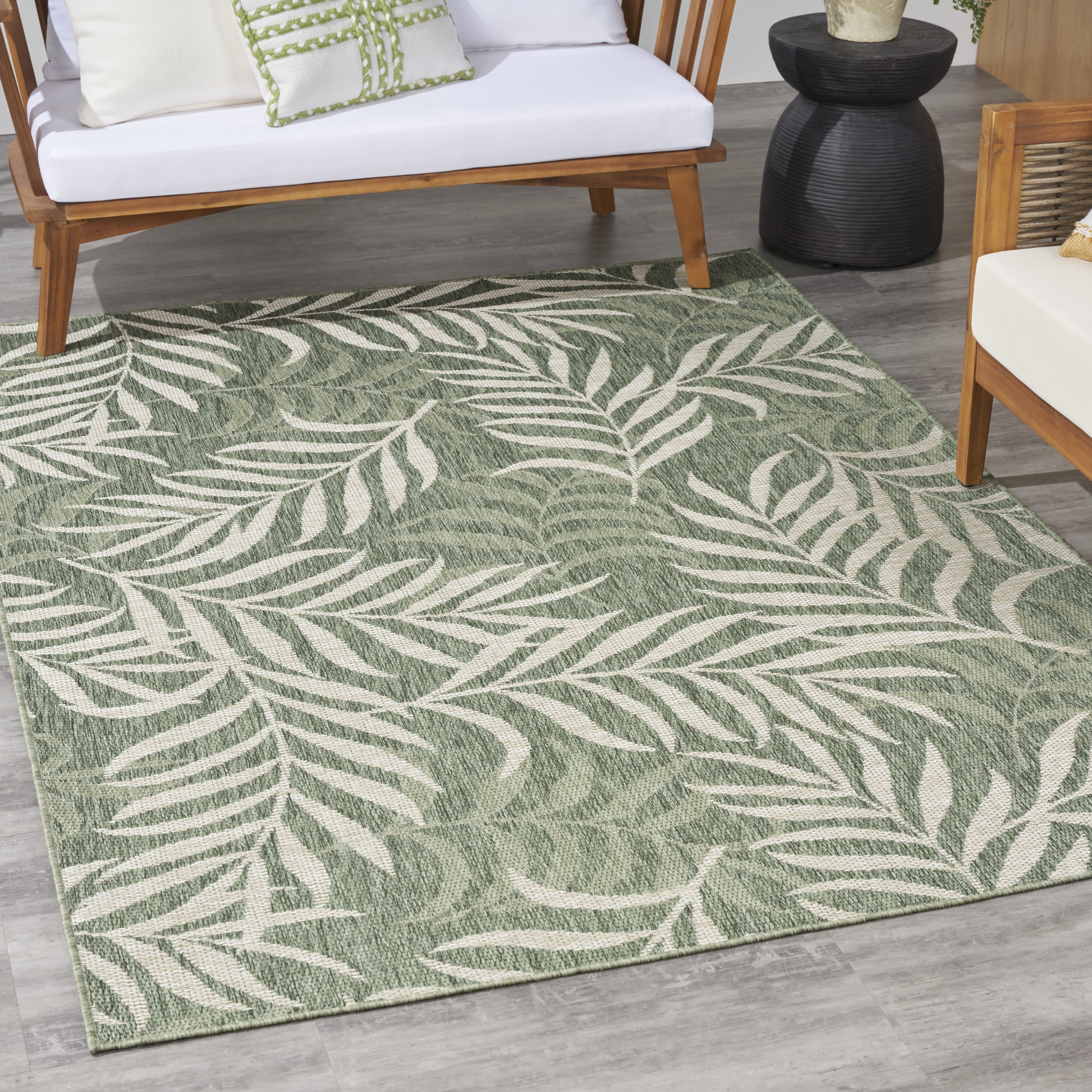 Nourison Garden Oasis Indoor/Outdoor Green Ivory 5' x 7' Area Rug (5x7)